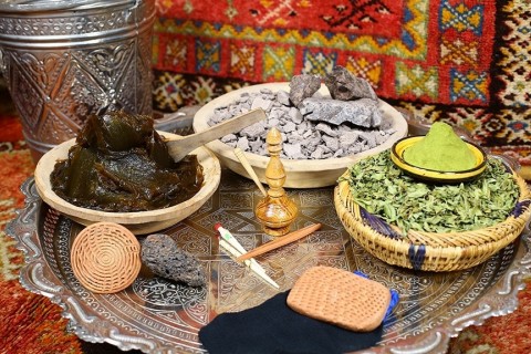 الحمام المغربي بين التقاليد و فوائده على البشرة و الجسم