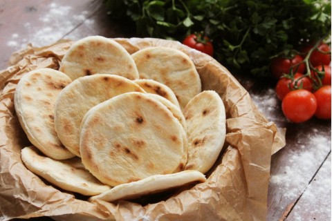 الخبز العربي0